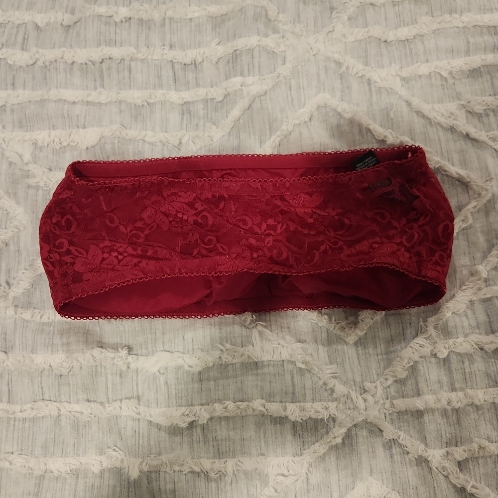 Elegant Lightly Padded Cranberry Lace Bandeau Size M/L - Picture 2 of 4